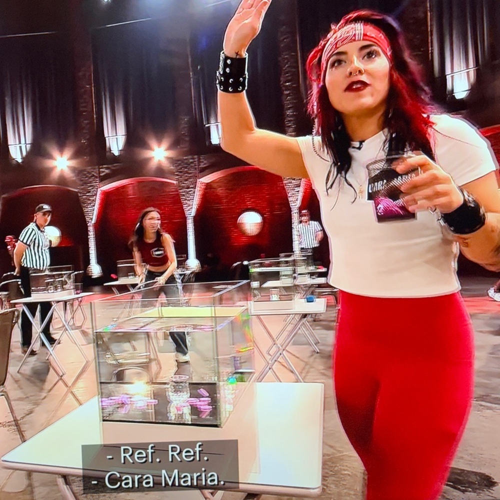 Make an offer. FULL outfit and props. 99tobeat cara maria
